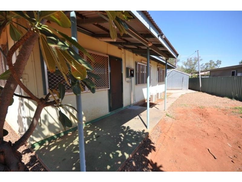 8A Weaver Place, South Hedland WA 6722