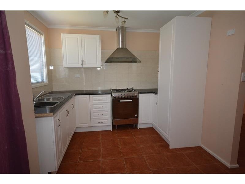 15 Callawa Way, Newman WA 6753