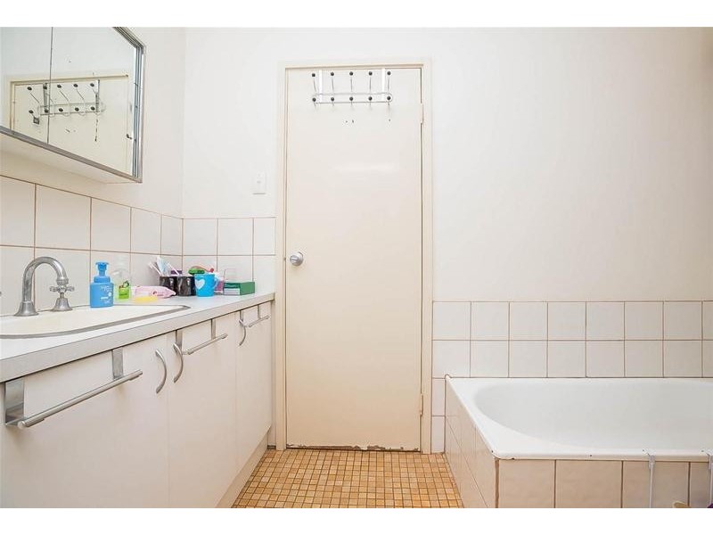 2 Wambiri Street, South Hedland WA 6722