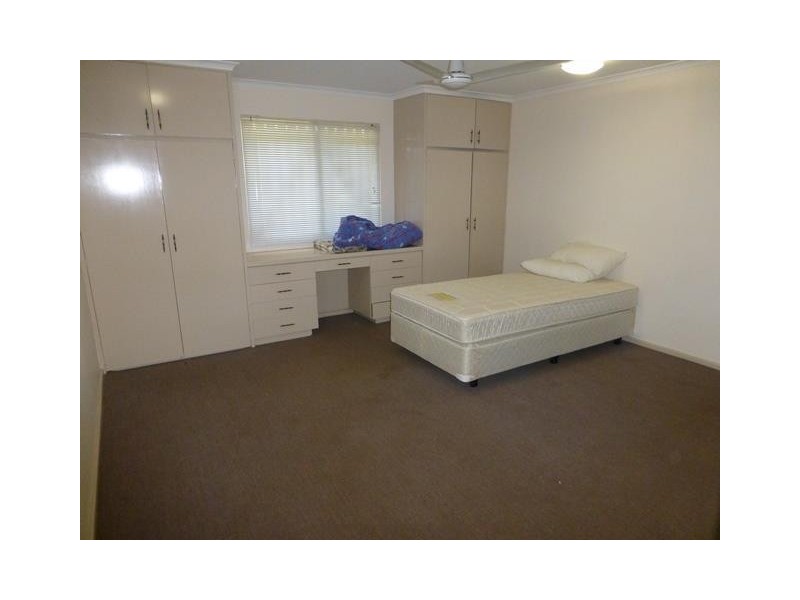 2 Kybra Close, South Hedland WA 6722