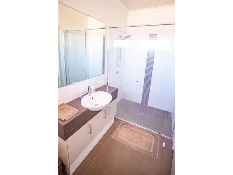 8 Spinifex Street, Newman WA 6753