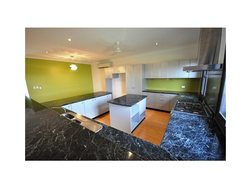 26 Minderoo Avenue, South Hedland WA 6722