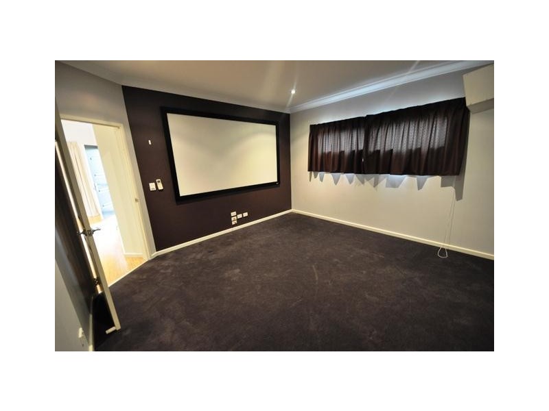 26 Minderoo Avenue, South Hedland WA 6722