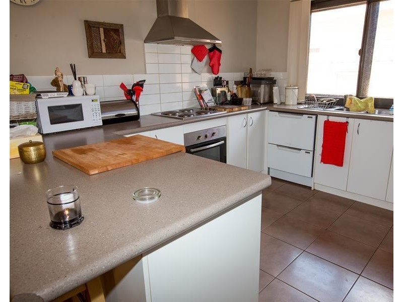 32 Nix Avenue, South Hedland WA 6722