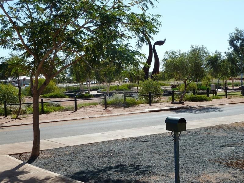 32 Nix Avenue, South Hedland WA 6722