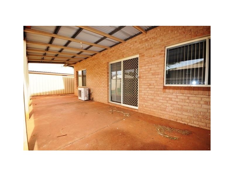 27E Koombana Avenue, South Hedland WA 6722