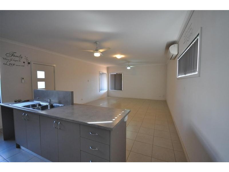 6 Coolah Close, Newman WA 6753