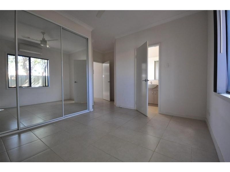 6 Coolah Close, Newman WA 6753