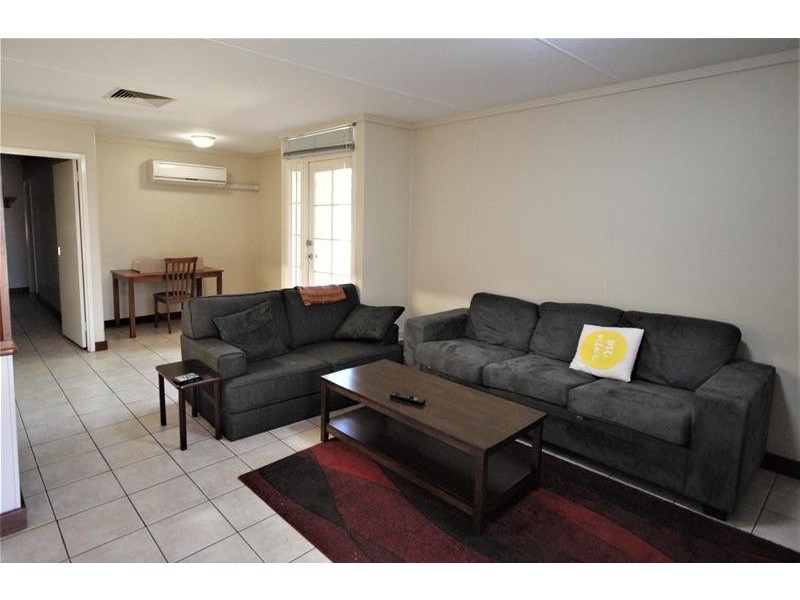 9 Jabbarup Crescent, Newman WA 6753