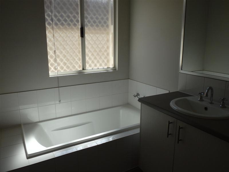 10 Dowitcher Avenue, South Hedland WA 6722