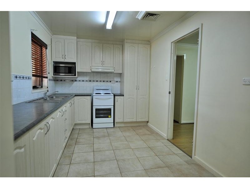 7 Barrow Place, South Hedland WA 6722