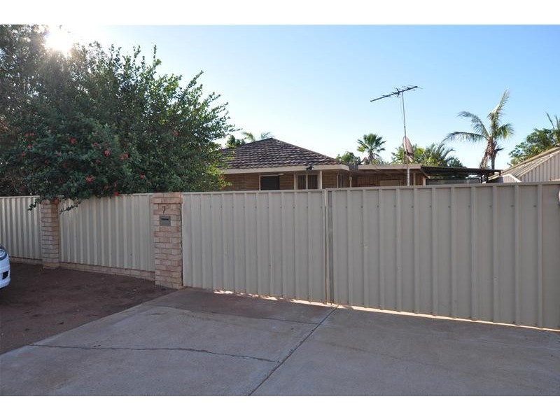 7 Barrow Place, South Hedland WA 6722