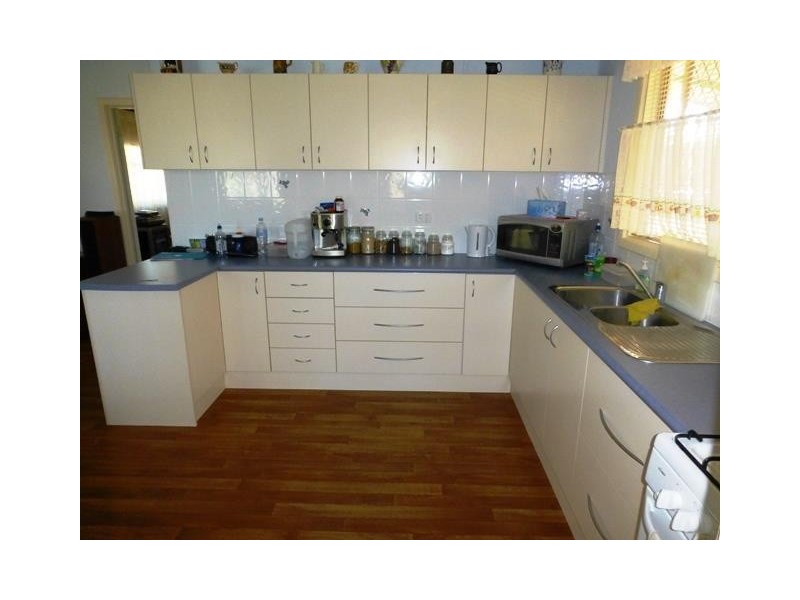 10 Lawson Street, South Hedland WA 6722