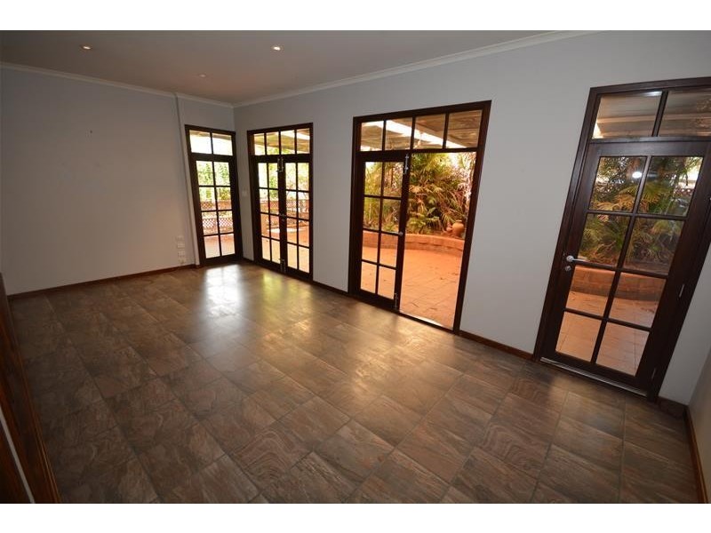 11 Mindarra Drive, Newman WA 6753