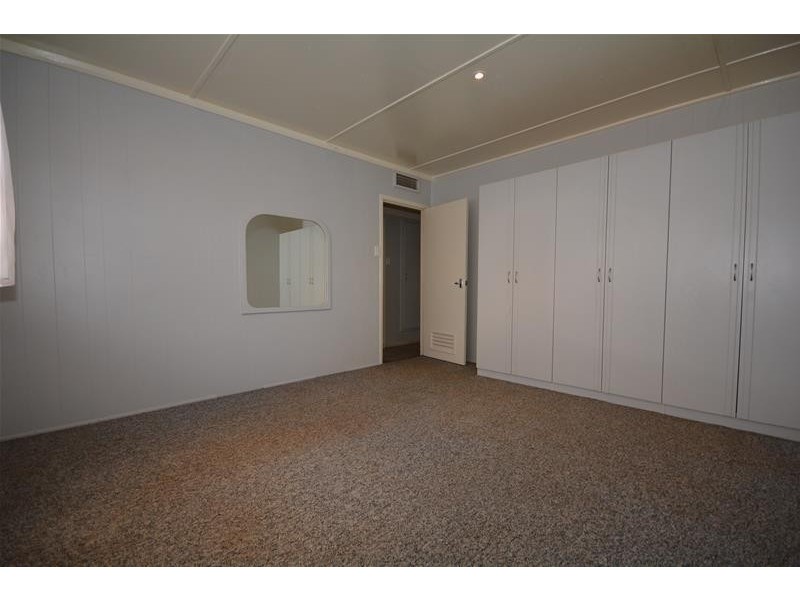 11 Mindarra Drive, Newman WA 6753