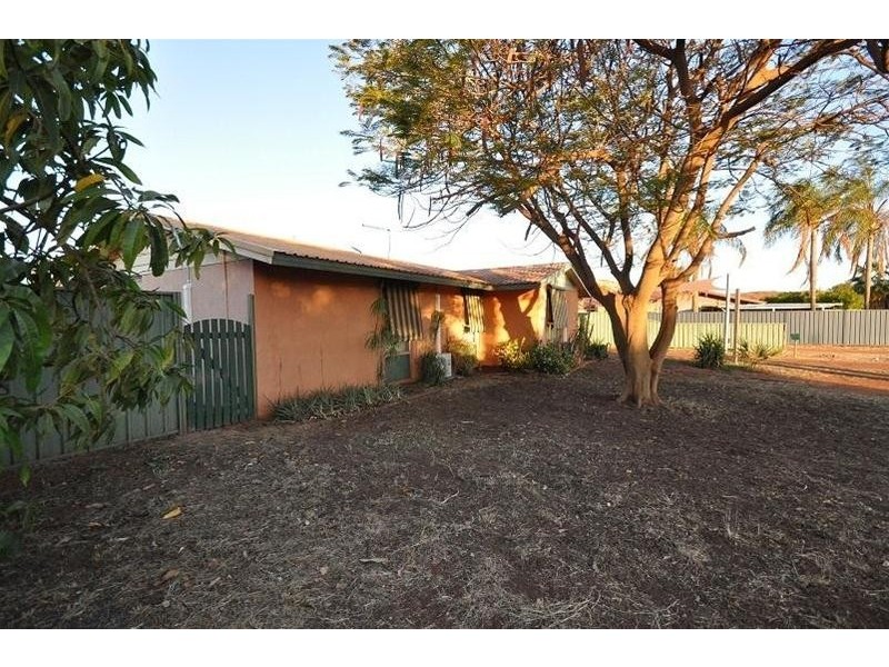 19 Yanboombah Close, Newman WA 6753