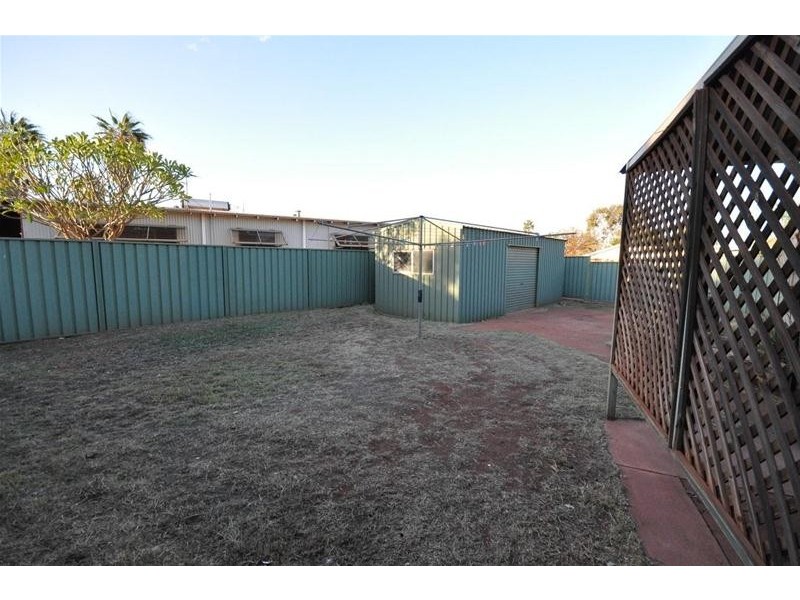 19 Yanboombah Close, Newman WA 6753