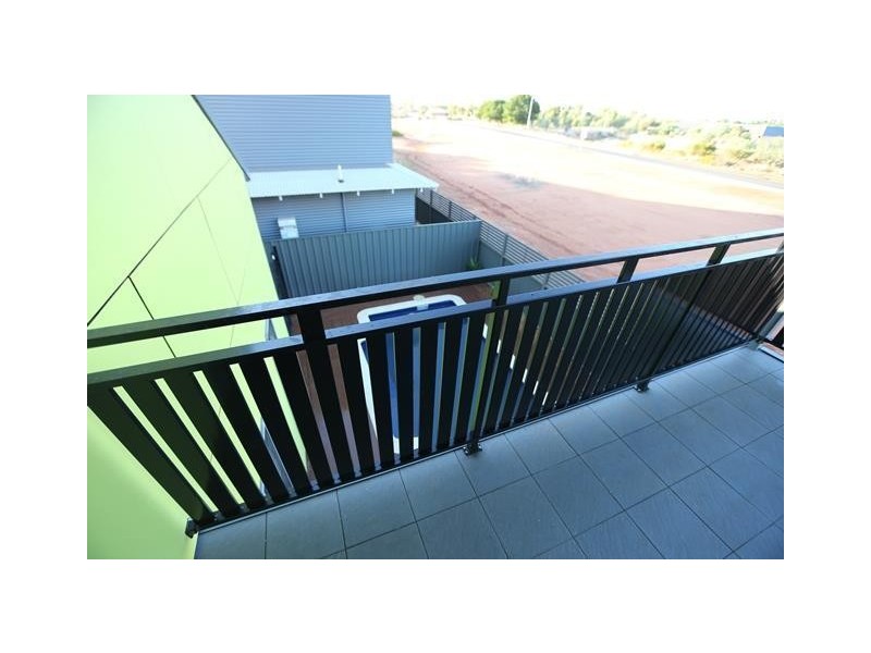 2-4/10 Eucla Close, South Hedland WA 6722
