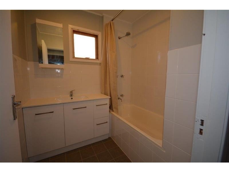 6 Warman Avenue, Newman WA 6753