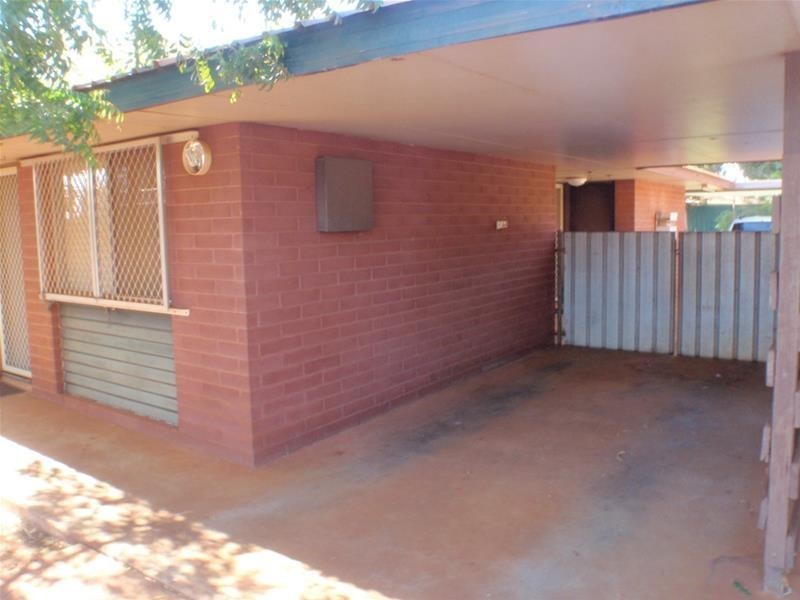 8A Eucla Close, South Hedland WA 6722
