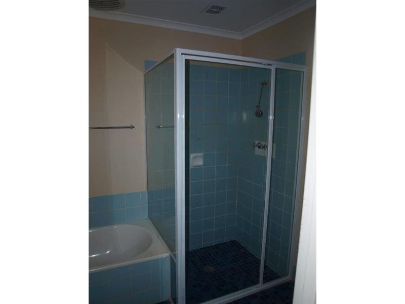 8 Barton Way, Newman WA 6753