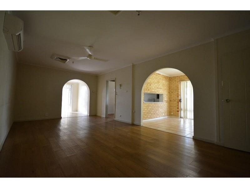 87A & 87B Bottlebrush Crescent, South Hedland WA 6722