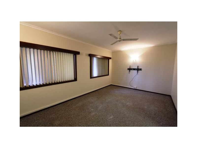 27 Captains Way, South Hedland WA 6722