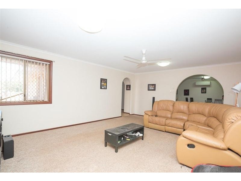 10 Kangaroo Crescent, South Hedland WA 6722