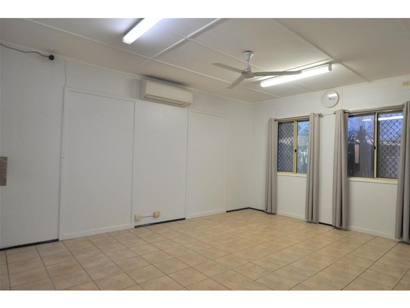 4 Hawkins Street, South Hedland WA 6722