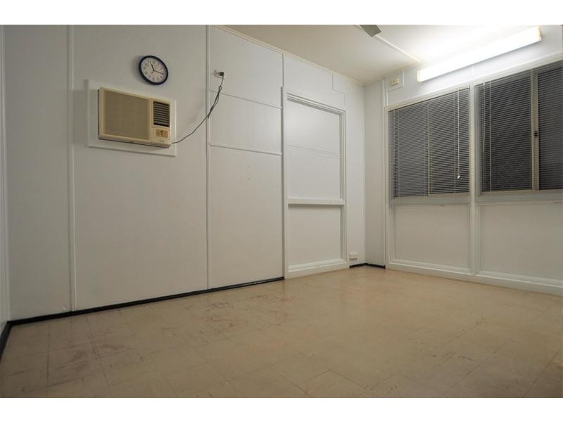 4 Hawkins Street, South Hedland WA 6722