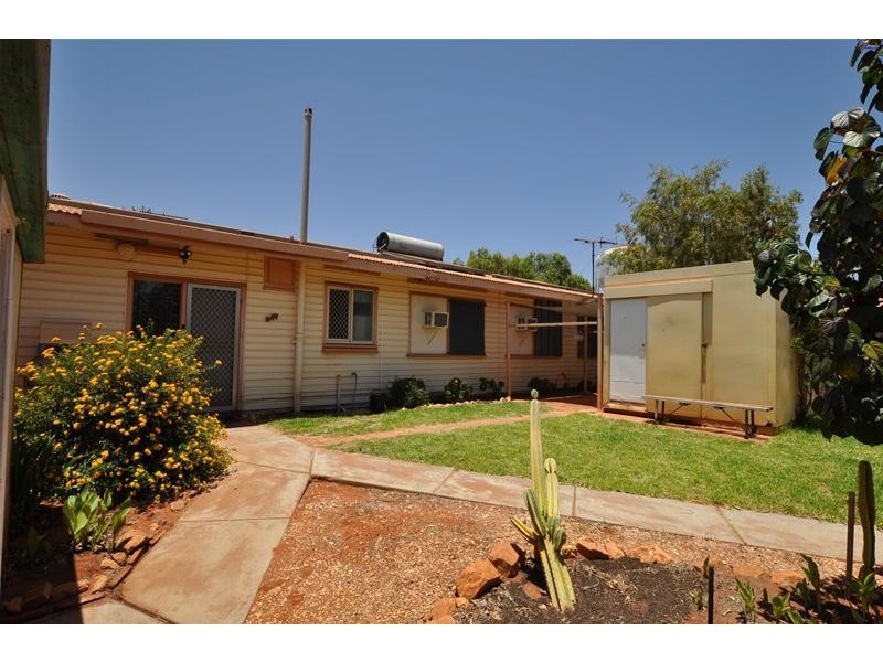4 Hawkins Street, South Hedland WA 6722