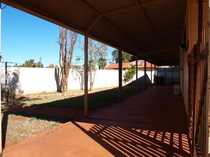 7 Turro Place, Newman WA 6753