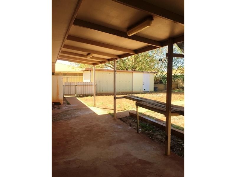 15 Denman Place, South Hedland WA 6722