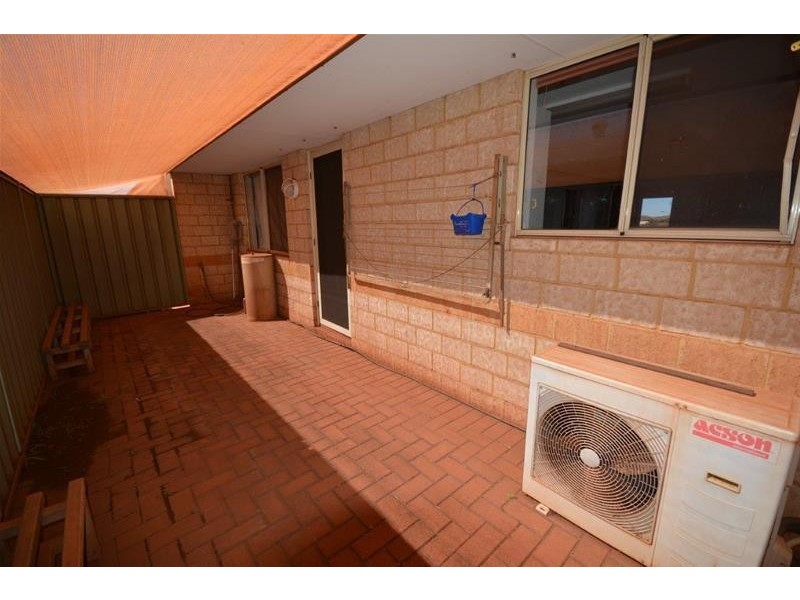 33 Cowra Drive, Newman WA 6753