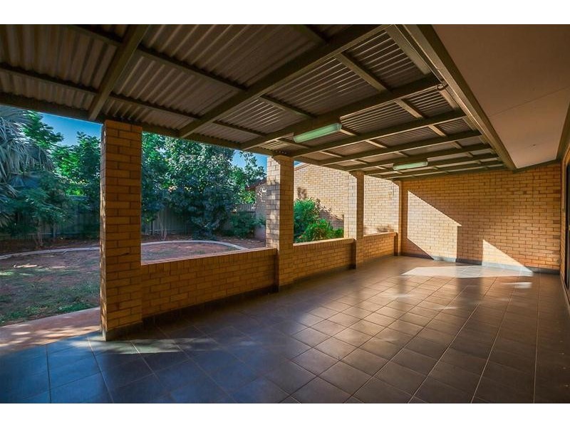 11 Sturt Place, South Hedland WA 6722