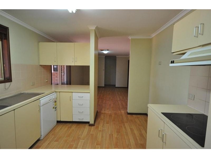 34 Braeside Drive, Newman WA 6753