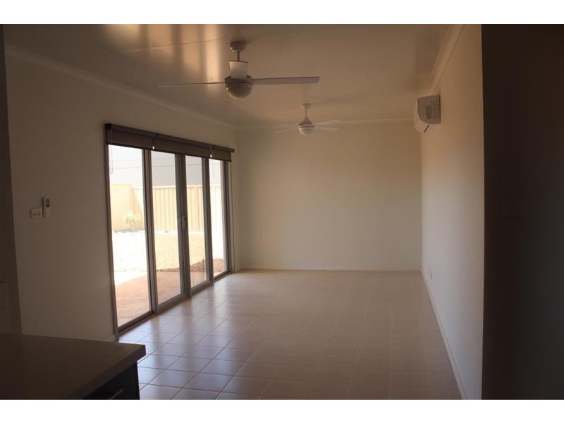 3 Les Tutt Drive, Newman WA 6753