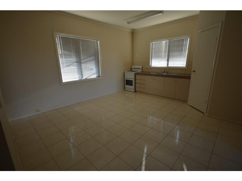 3 Daniels Drive, Newman WA 6753