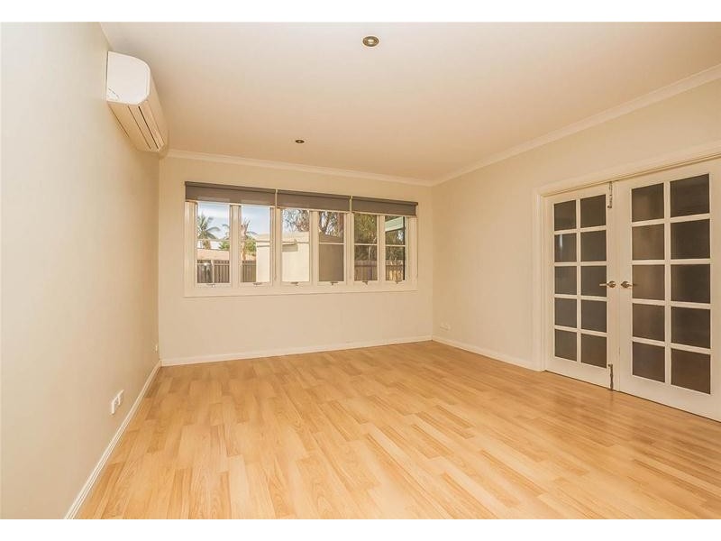 11 Draper Place, South Hedland WA 6722