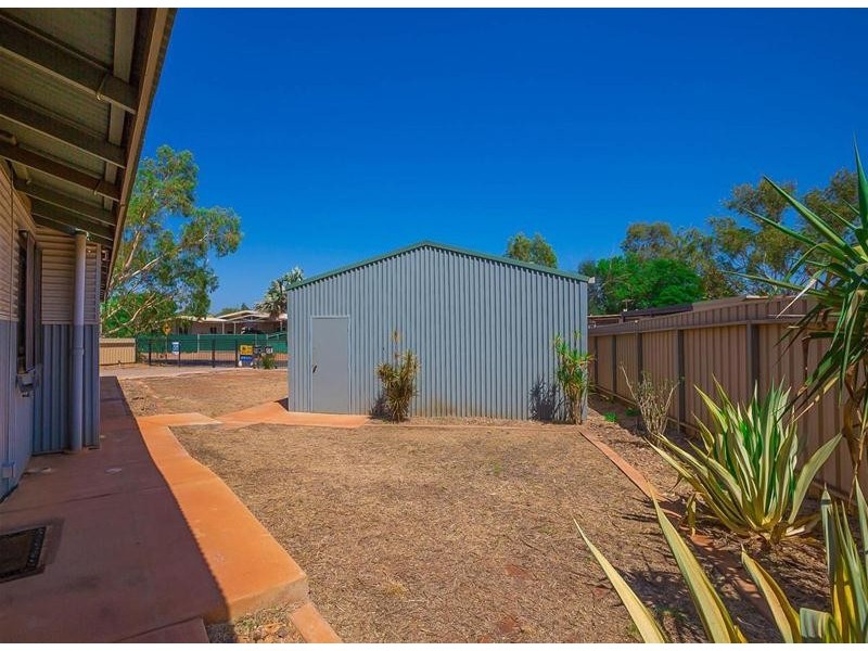 11 Draper Place, South Hedland WA 6722