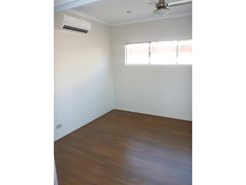 10 Dowitcher Avenue, South Hedland WA 6722