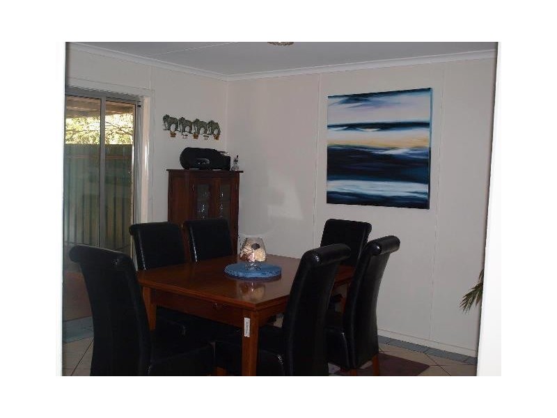 10 Nicholls Place, Newman WA 6753