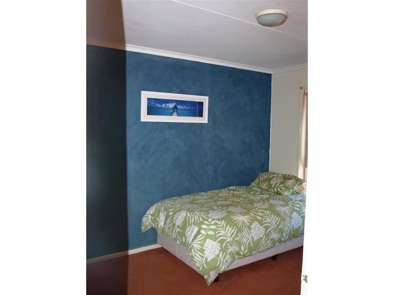 10 Nicholls Place, Newman WA 6753