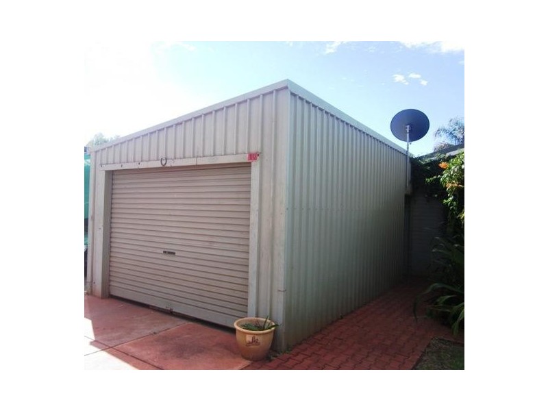 10 Nicholls Place, Newman WA 6753