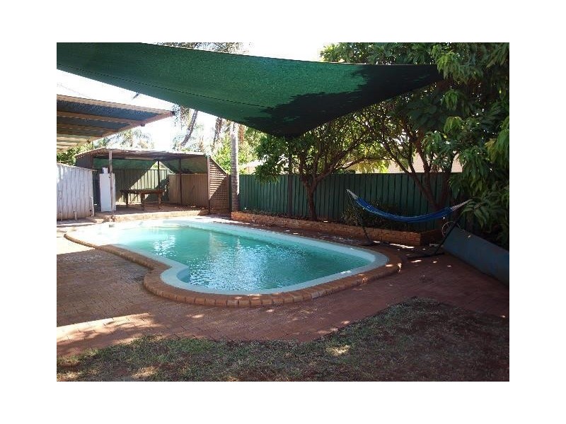 10 Nicholls Place, Newman WA 6753