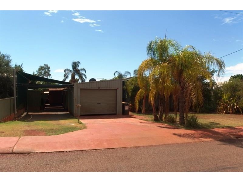 10 Nicholls Place, Newman WA 6753