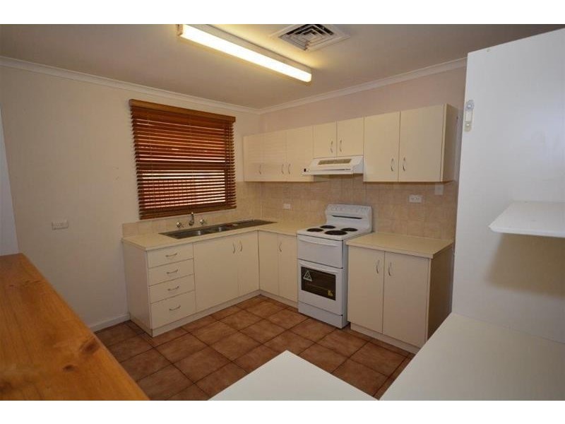 10 Mullgunbah Street, Newman WA 6753