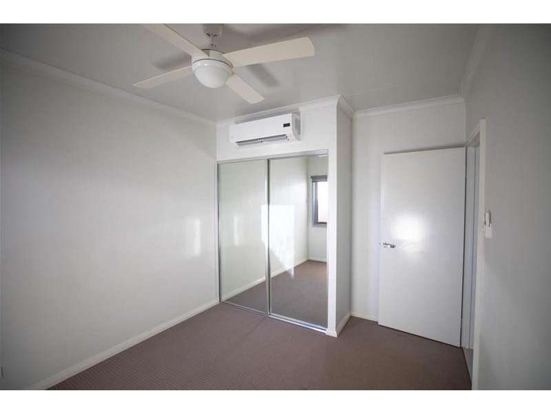 11 Hibiscus Way, Newman WA 6753