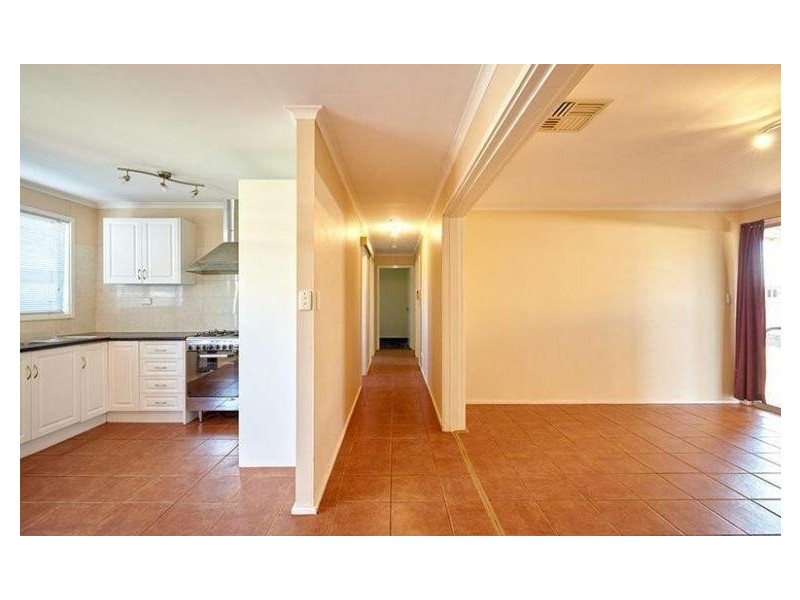 15 Callawa Way, Newman WA 6753