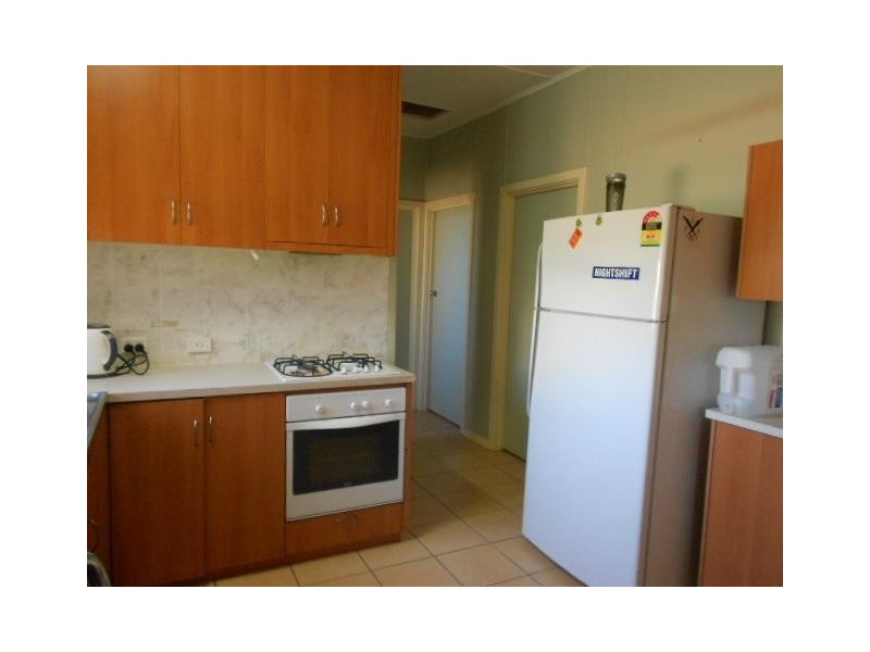 8 Weaver Place, South Hedland WA 6722